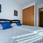 Apartment La Marina *